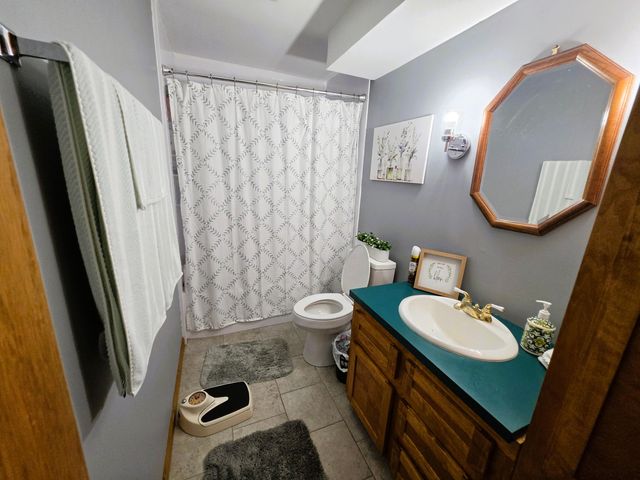 1285 W 98th Avenue, Crown Point, IN 46307
