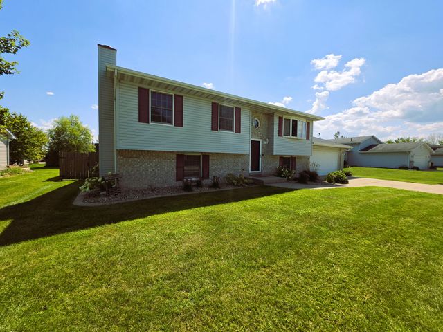 1285 W 98th Avenue, Crown Point, IN 46307