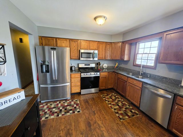 1285 W 98th Avenue, Crown Point, IN 46307