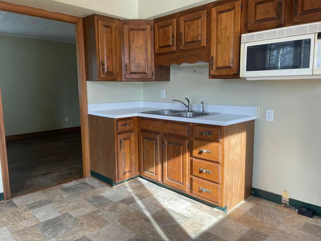 2906 Howey Road, Columbus, OH 43224