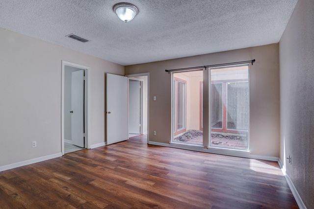 16023 Havenhurst Drive, Houston, TX 77059