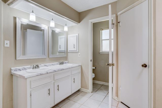 16023 Havenhurst Drive, Houston, TX 77059