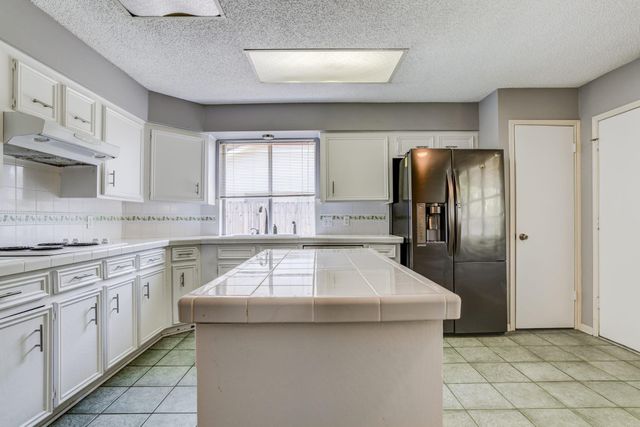 16023 Havenhurst Drive, Houston, TX 77059