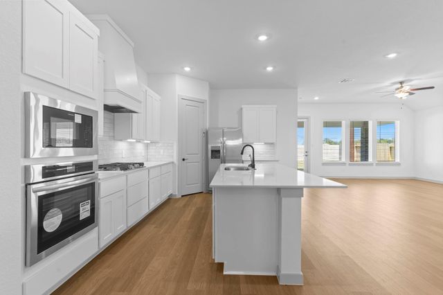 3311 Daily Harvest Drive, Pearland, TX 77581