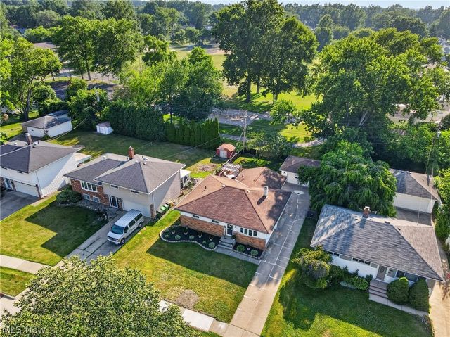 1860 Ridgewick Drive, Wickliffe, OH 44092