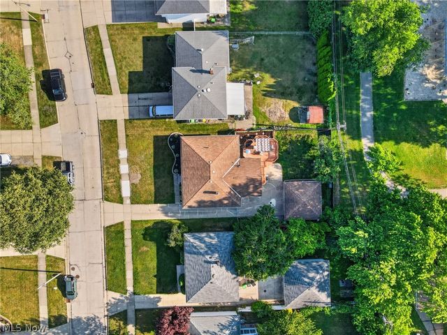 1860 Ridgewick Drive, Wickliffe, OH 44092