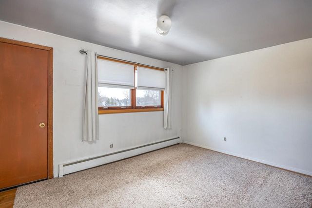 2965 PACKERLAND DRIVE, Green Bay, WI 54313