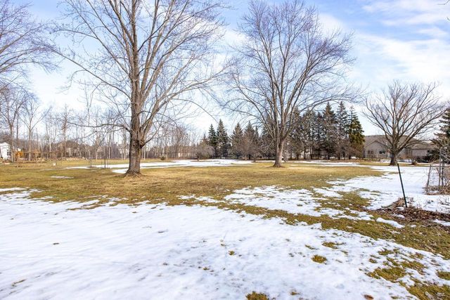 2965 PACKERLAND DRIVE, Green Bay, WI 54313