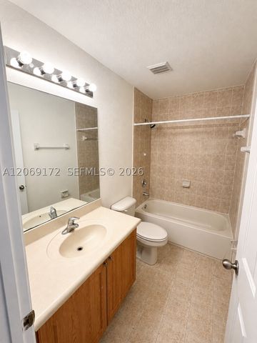 2528 SE 14th Ave 296, Homestead, FL 33035