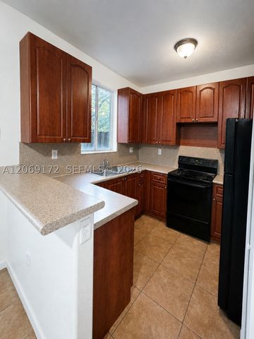 2528 SE 14th Ave 296, Homestead, FL 33035