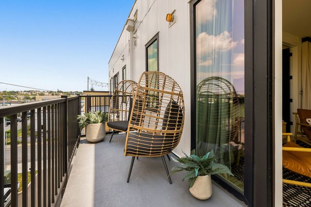 245 Hermitage Ave Apt 401, Nashville, TN 37210