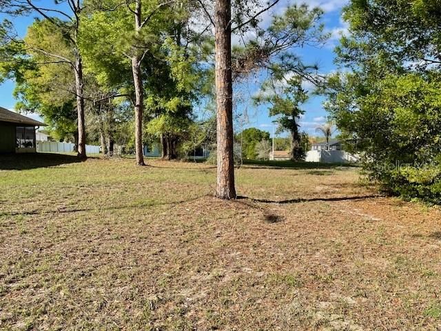 HIGHLAND TRAIL, Lady Lake, FL 32159
