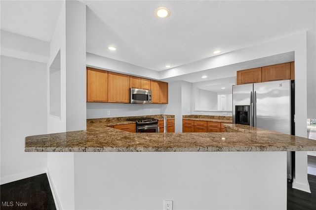 2282 W 5th Street, Cleveland, OH 44113