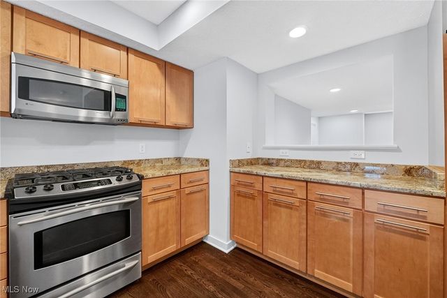 2282 W 5th Street, Cleveland, OH 44113