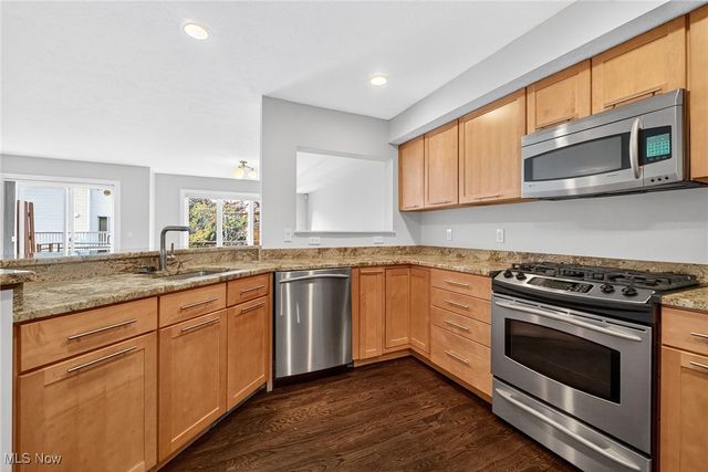 2282 W 5th Street, Cleveland, OH 44113