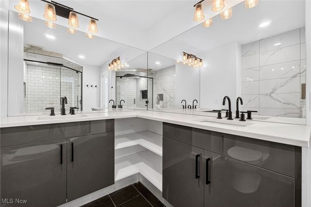 2282 W 5th Street, Cleveland, OH 44113