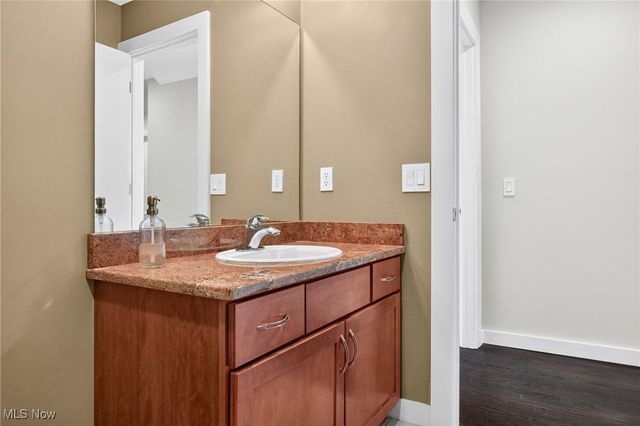 2282 W 5th Street, Cleveland, OH 44113