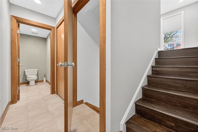 2282 W 5th Street, Cleveland, OH 44113