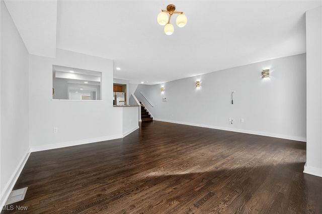 2282 W 5th Street, Cleveland, OH 44113