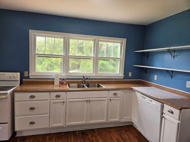 3165 SW McDaniel Station Road, Adairsville, GA 30103