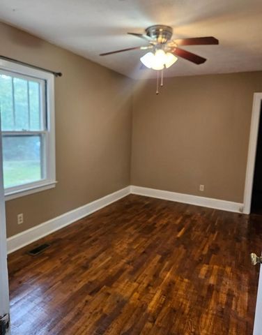 3165 SW McDaniel Station Road, Adairsville, GA 30103