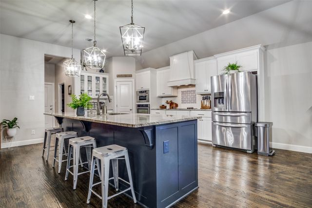 1188 Riverwood Trail, Cleburne, TX 76033