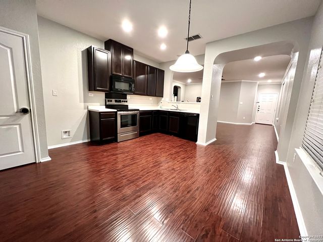 324 Lasso Falls, Boerne, TX 78006