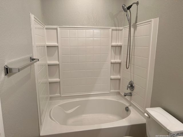 324 Lasso Falls, Boerne, TX 78006