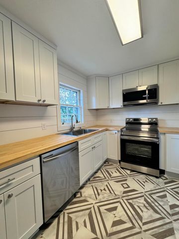 201 Josie Drive, Walterboro, SC 29488