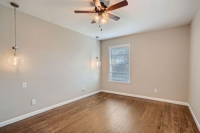 210 College ST, Round Rock, TX 78664