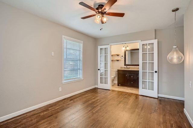 210 College ST, Round Rock, TX 78664