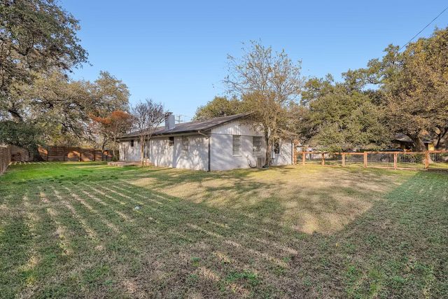 210 College ST, Round Rock, TX 78664