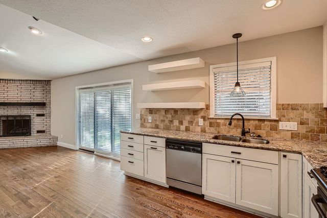 210 College ST, Round Rock, TX 78664