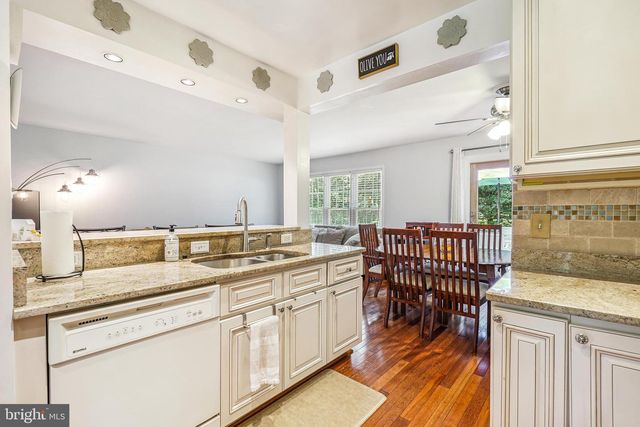 5420 RUMSEY PL, Fairfax, VA 22032