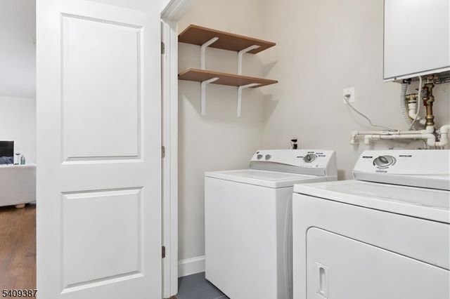 105 Broad Sst, Newark City, NJ 07104