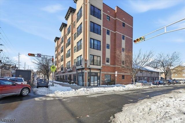 105 Broad Sst, Newark City, NJ 07104