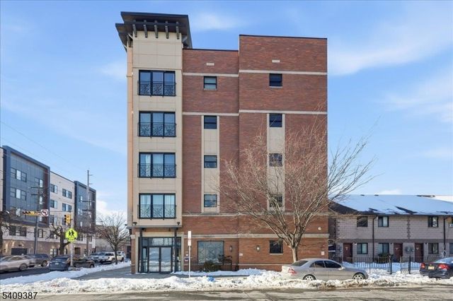 105 Broad Sst, Newark City, NJ 07104