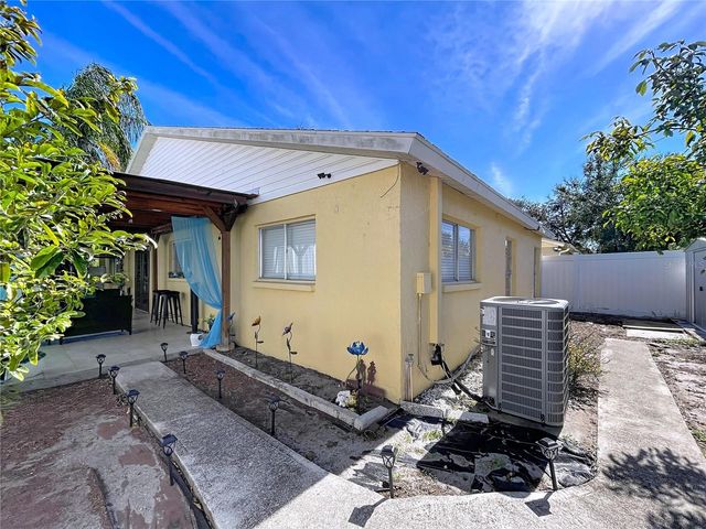 11115 CHERRYWOOD LANE, Riverview, FL 33579