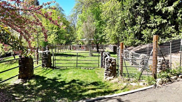 4870 Clear Creek Rd, Placerville, CA 95667