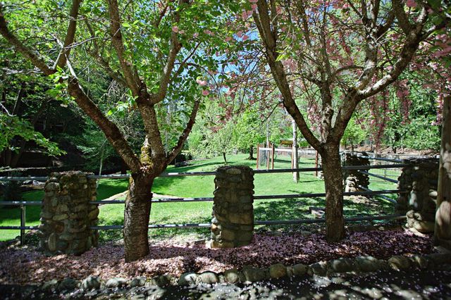 4870 Clear Creek Rd, Placerville, CA 95667