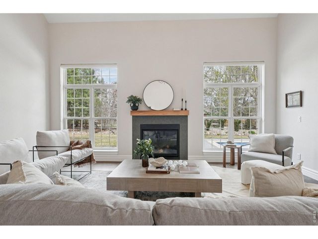 1321 Onyx Cir, Longmont, CO 80504