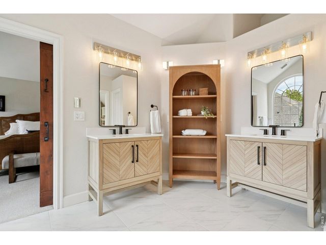 1321 Onyx Cir, Longmont, CO 80504