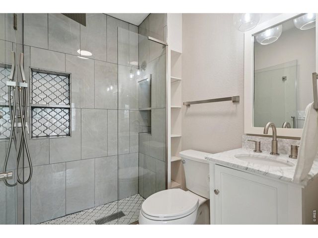 1321 Onyx Cir, Longmont, CO 80504