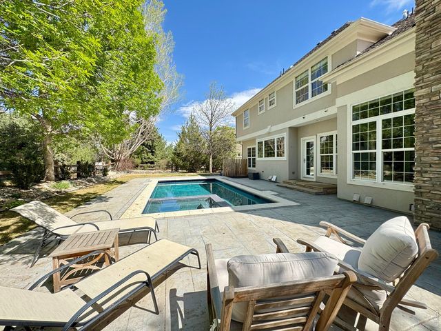 1321 Onyx Cir, Longmont, CO 80504