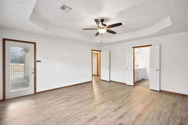 2124 Trailwood Road, Edmond, OK 73034