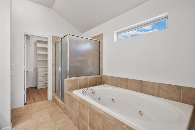 2124 Trailwood Road, Edmond, OK 73034