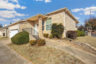 2124 Trailwood Road, Edmond, OK 73034