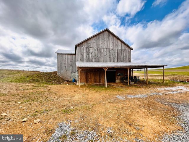 2192 RICHARDS RD, Irvona, PA 16656