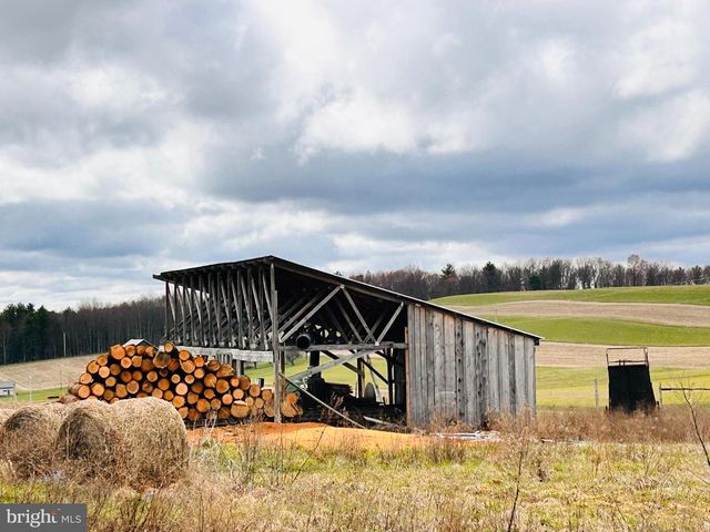 2192 RICHARDS RD, Irvona, PA 16656