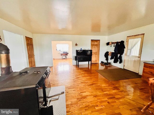 2192 RICHARDS RD, Irvona, PA 16656